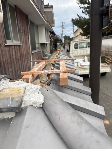 B5D9DE92-AFB0-4B4C-A35C-A0B843A79C0C