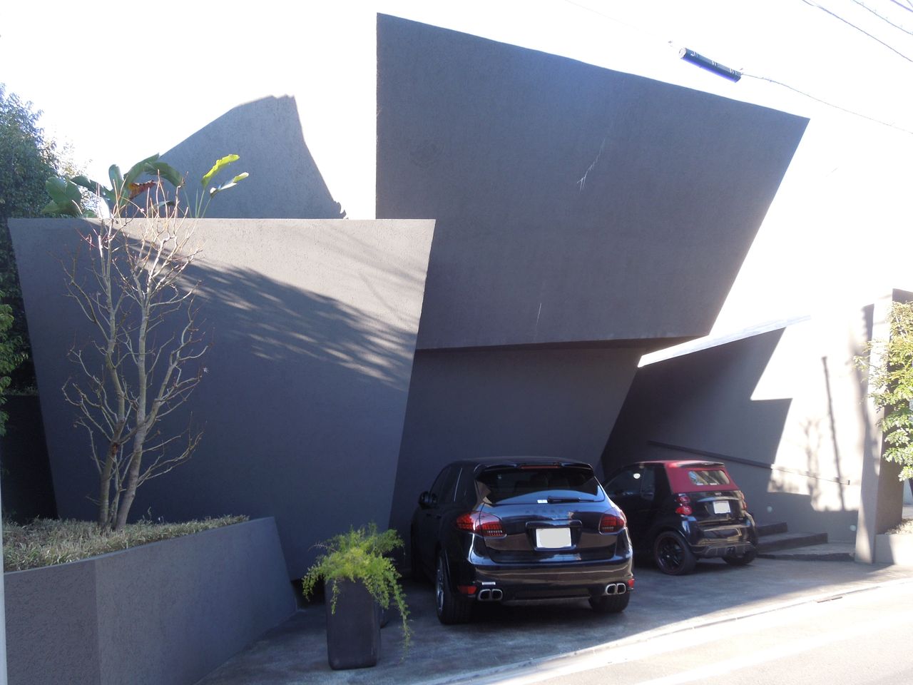 中目黒に芸術品的な豪邸がありました : 東京都内の豪邸探索ブログ