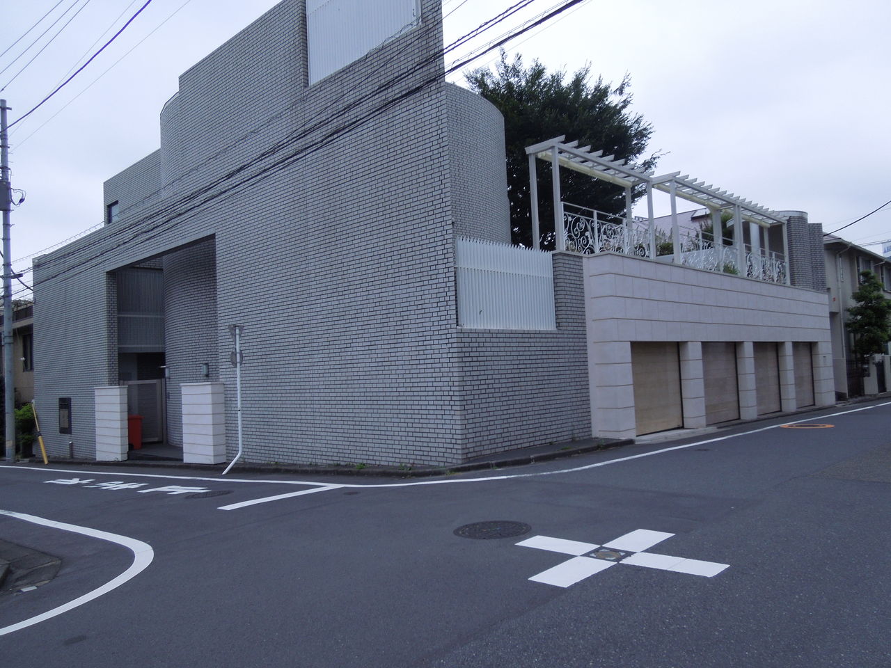 東五反田に二世帯住宅の重厚な豪邸がありました 東京都内の豪邸探索ブログ