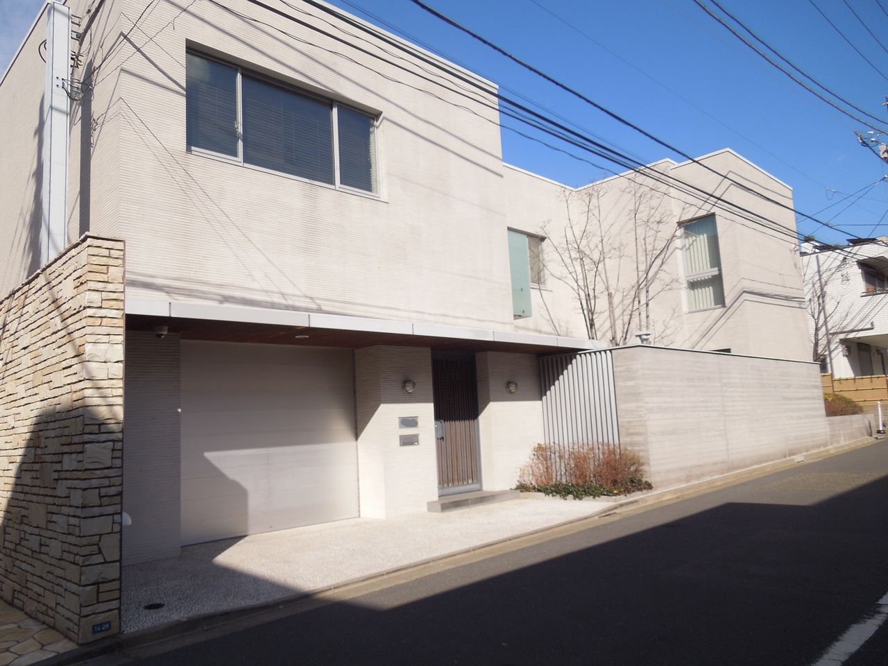 広尾に都市型高級住宅がありました 東京都内の豪邸探索ブログ