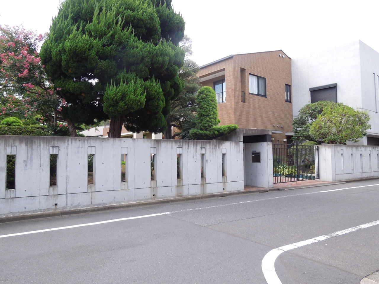 敷地が非常に広い豪邸が下丸子にありました 東京都内の豪邸探索ブログ 敷地が非常に広い豪邸が下丸子にありました 東京都内の豪邸探索ブログ