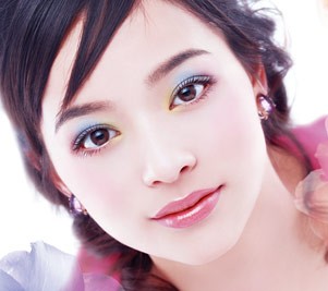 加藤ローサでmaxfactor再び のびーの食っちゃね だらだらな日々 食っちゃ寝生活してても意外と平気だったりする