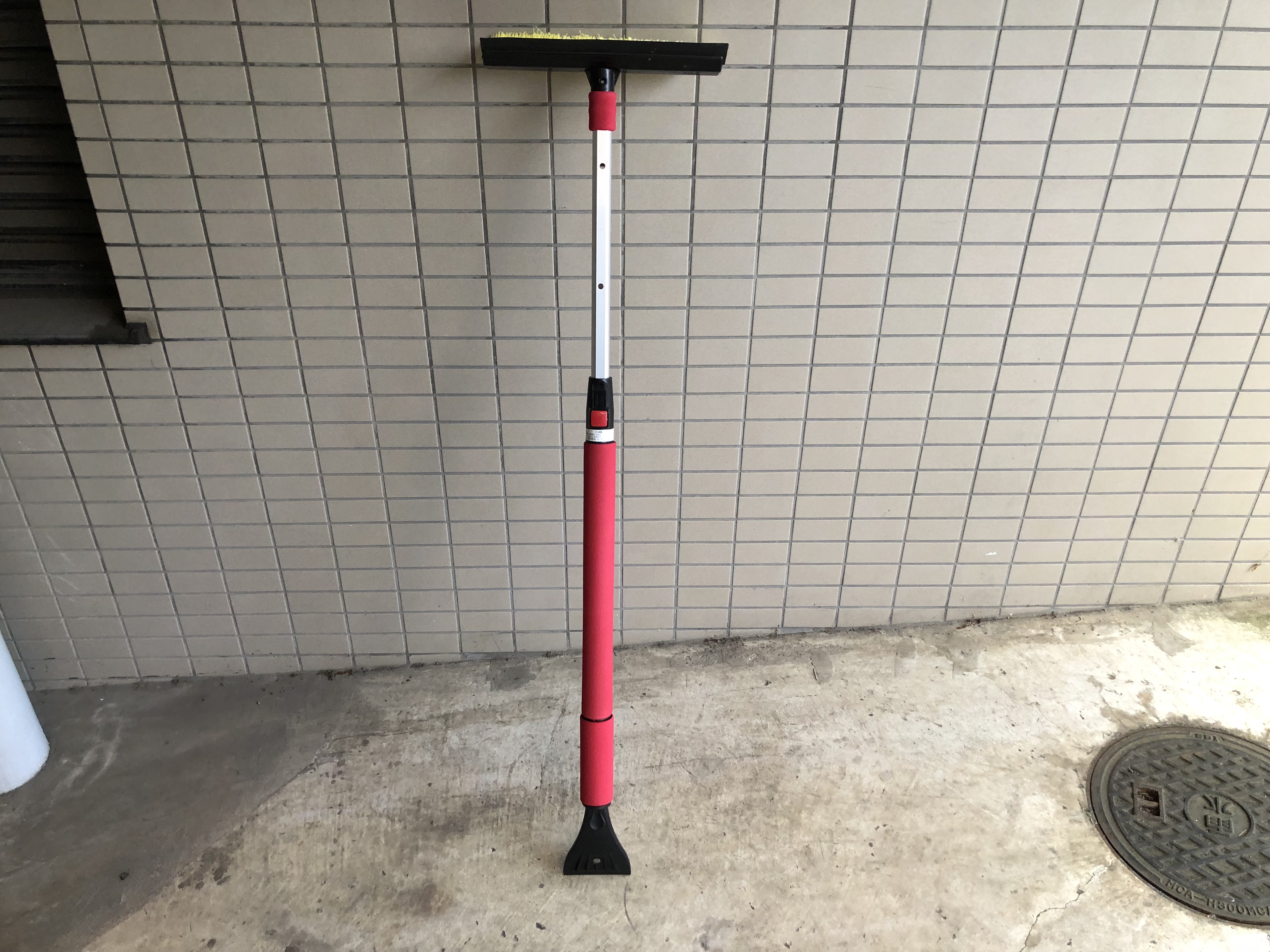 車の雪下ろしをするのに便利なスノーブラシを新調しましたよ のびーの食っちゃね だらだらな日々 食っちゃ寝生活してても意外と平気だったりする