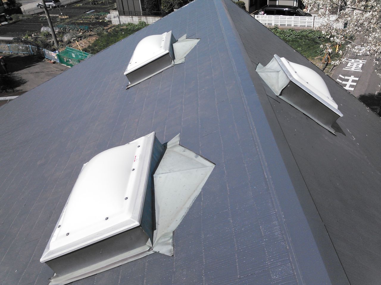 アクリルドーム交換:大川ガラス 工事事例＆お知らせ