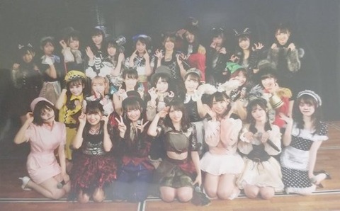 学生が仮装でハロウィーン