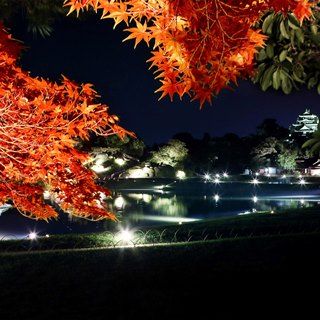 秋　岡山　後楽園　岡山城