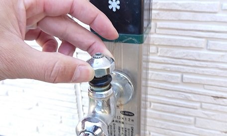 屋外立水栓 不凍栓 固定コマ