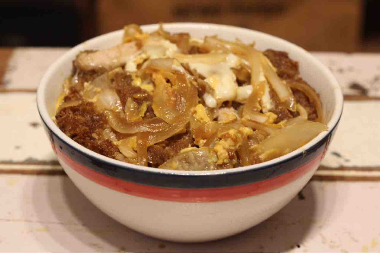 Recipe カツ丼 Movie 天気の子 東京オカザキッチン