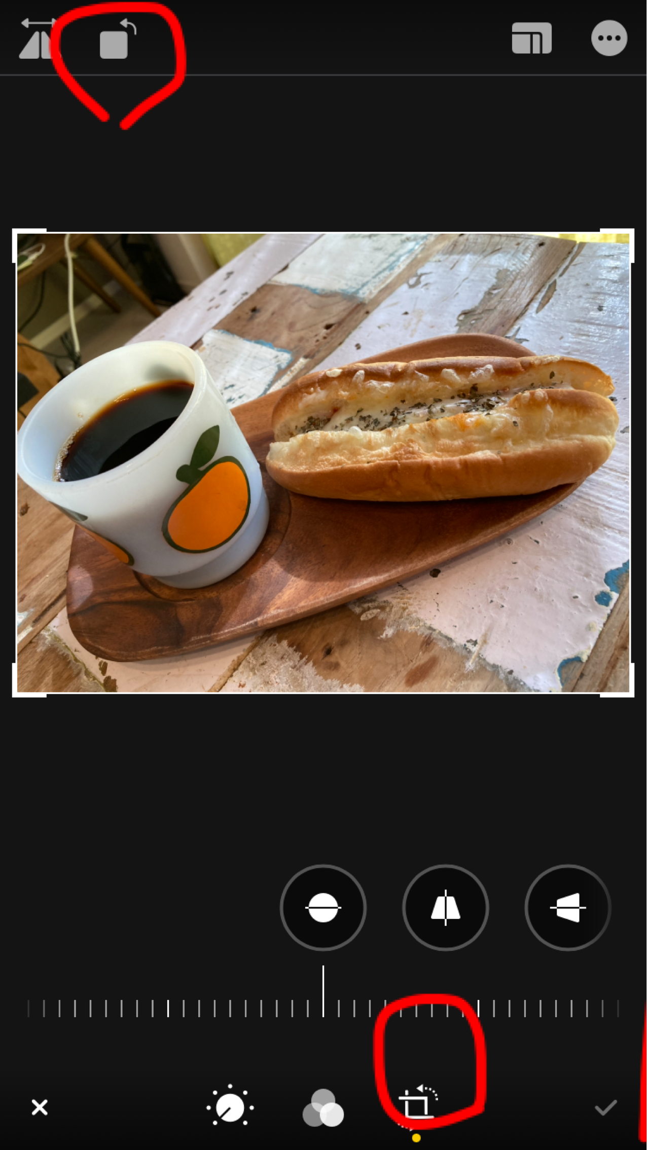 Recipe 生ハムとチーズに芋のピュレ Iphoneの写真の回転マーク 東京オカザキッチン