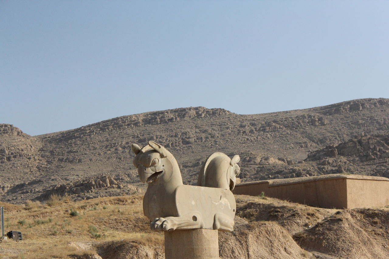 Travel イラン編 ペルセポリス遺跡 東京オカザキッチン