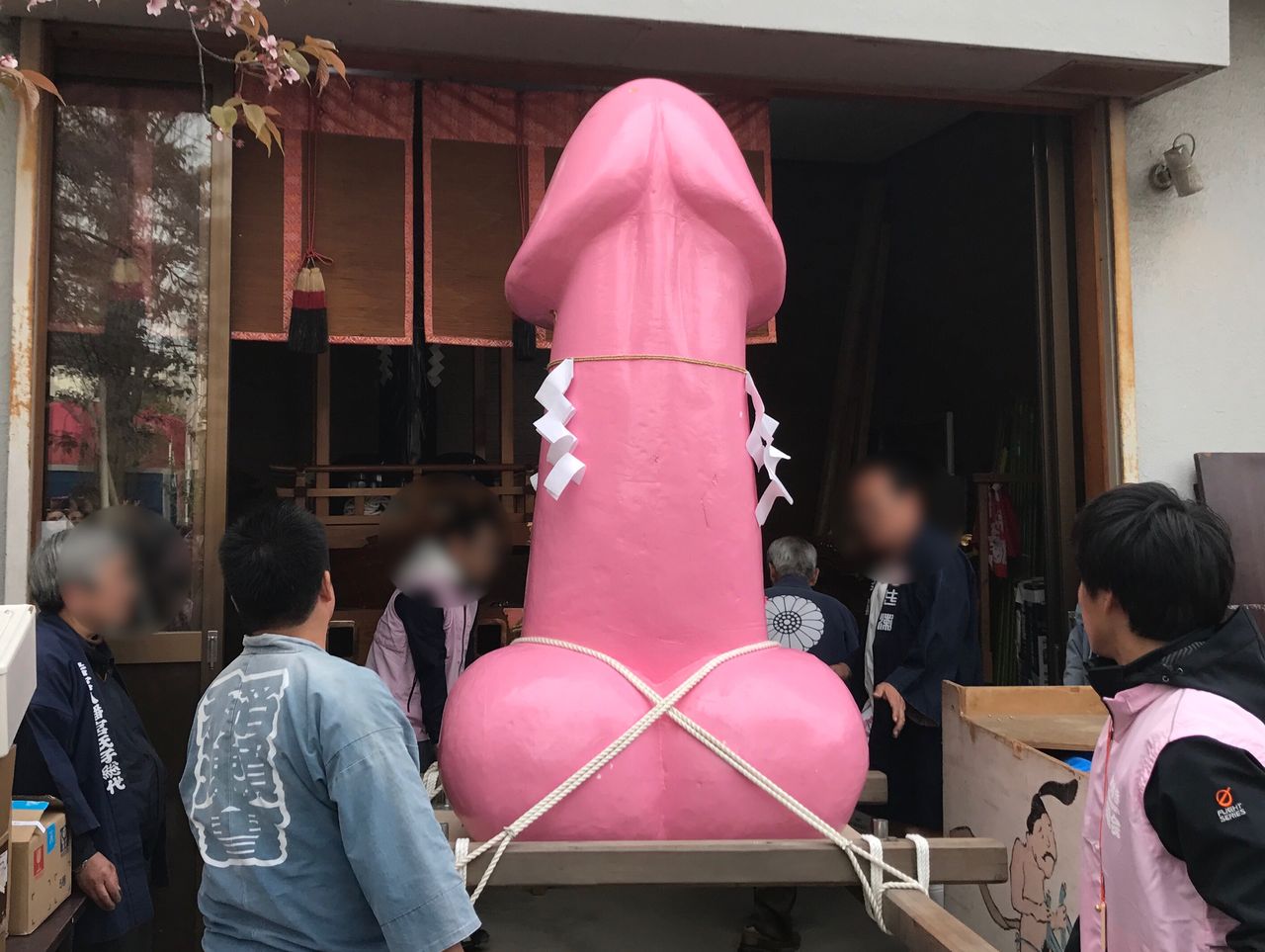 若宮八幡宮境内 金山神社かなまら祭18 川崎市川崎区 Okehazama0612のブログ 若宮八幡宮境内 金山神社かなまら祭18 川崎市川崎区 Okehazama0612のブログ