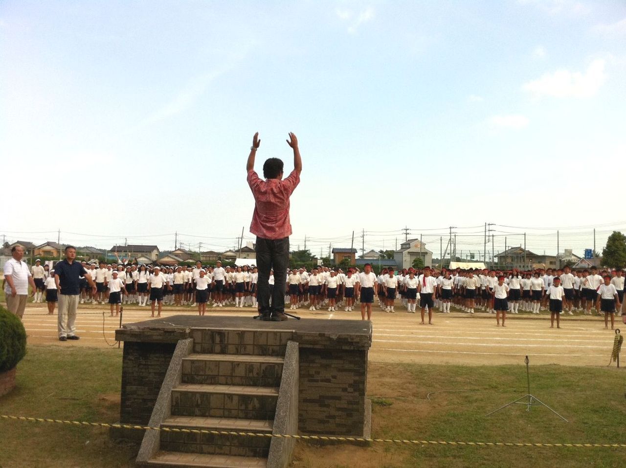 万歳三唱 佐中運動会 社長 ブログ 社長のつぶやき 桶市ハウジング 万歳三唱 佐中運動会 社長 ブログ 社長のつぶやき 桶市ハウジング