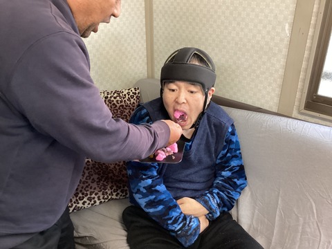 C0126E9C-1214-406E-A543-41E5503EA730