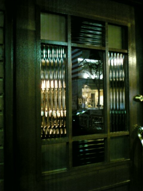 バーの扉 オッサンのたわごと