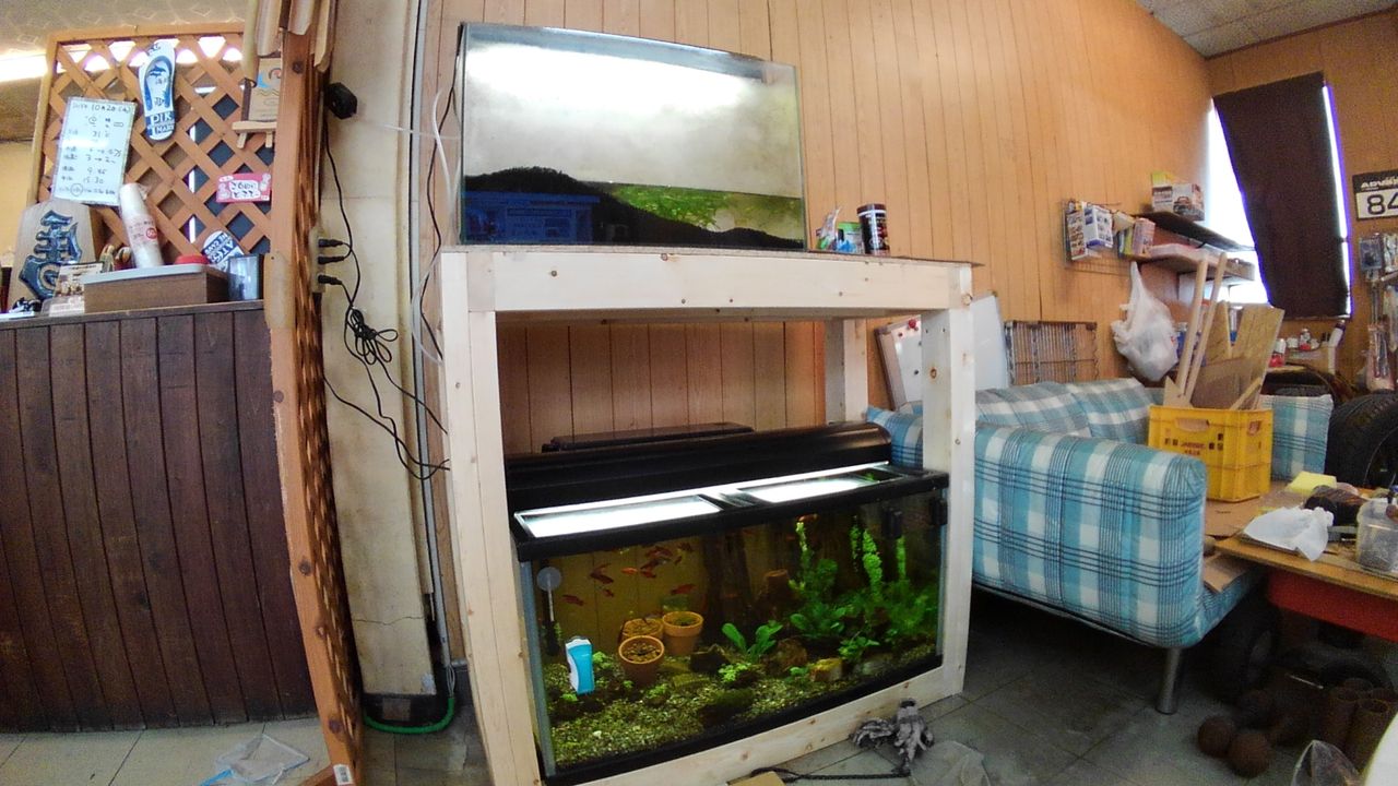 水槽の台を作りました 水槽台手作り Diy 900 2 4 海賊船長のひとりごと 水槽の台を作りました 水槽台手作り Diy 900 2 4 海賊船長のひとりごと