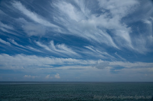 202306B梅雨明けの海と空