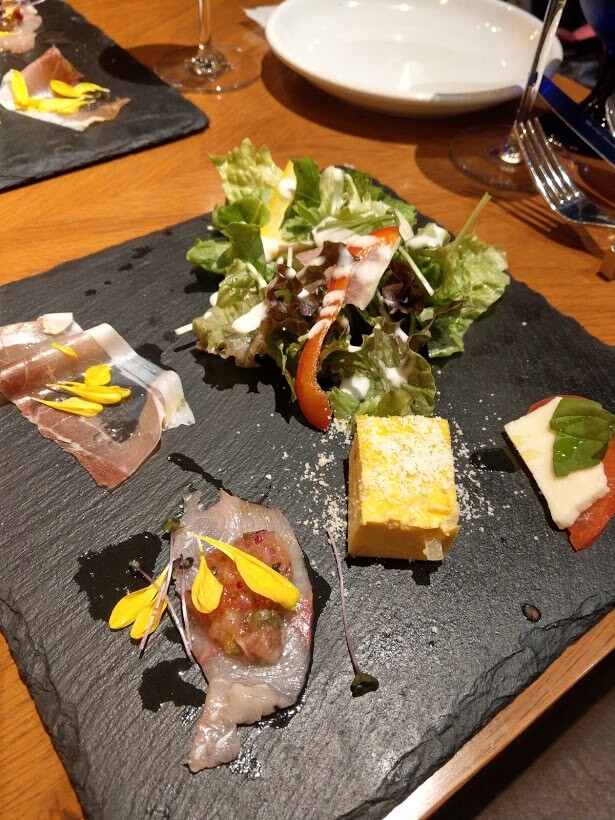 タントタント 大丸心斎橋店 でランチ Okiraku Room