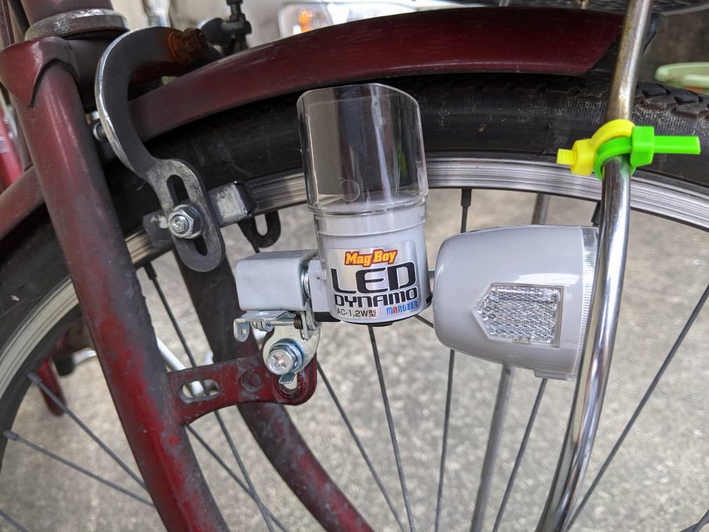 丸善(MARUZEN) Mag Boy MLC-1の取り付けと動作確認(昼間、夜間の光量