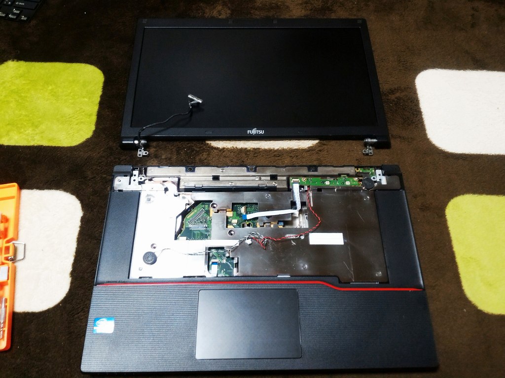 A573/Gの分解丨CPU交換手順（富士通・LIFEBOOK） : ひまチュンの機械ブログ