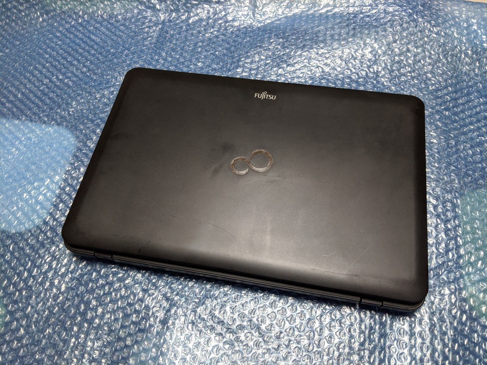 FUJITSU FMVXNBKK2Z LIFEBOOK A531/DX Core i3 2330M 2.20GHz 2GB