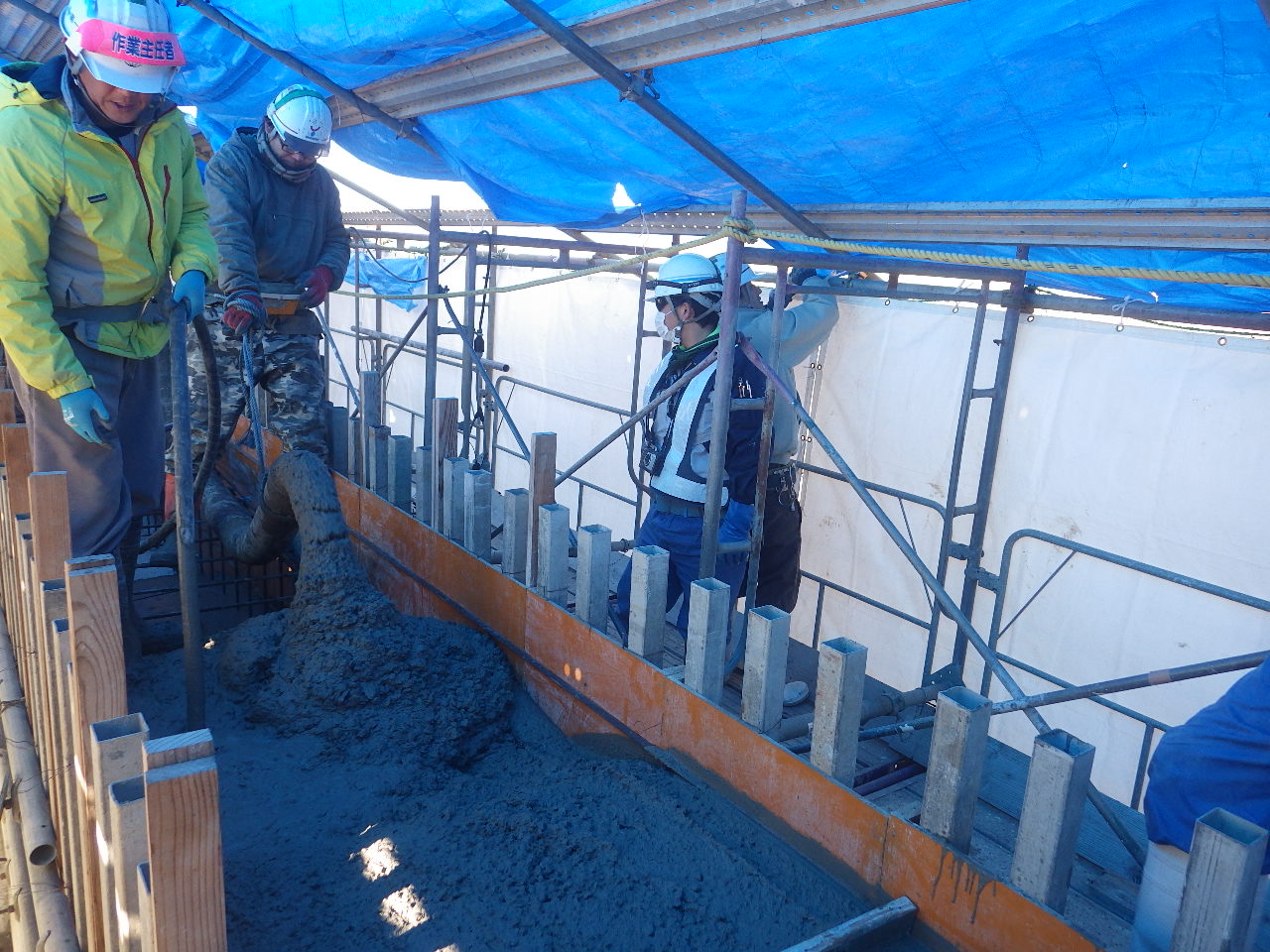 翼壁端部3リフト目 : 一関遊水地長島水門新設工事