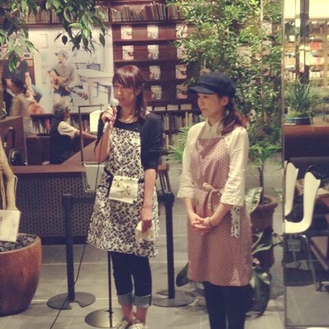 {4DD443FC-6C3E-403F-8654-BB5814FDC903:01}