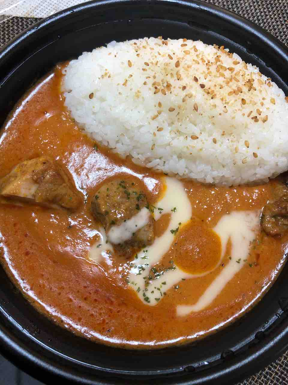 お惣菜 108 ファミマ スパイス香るバターチキンカレー カレー探求 たまにai創薬