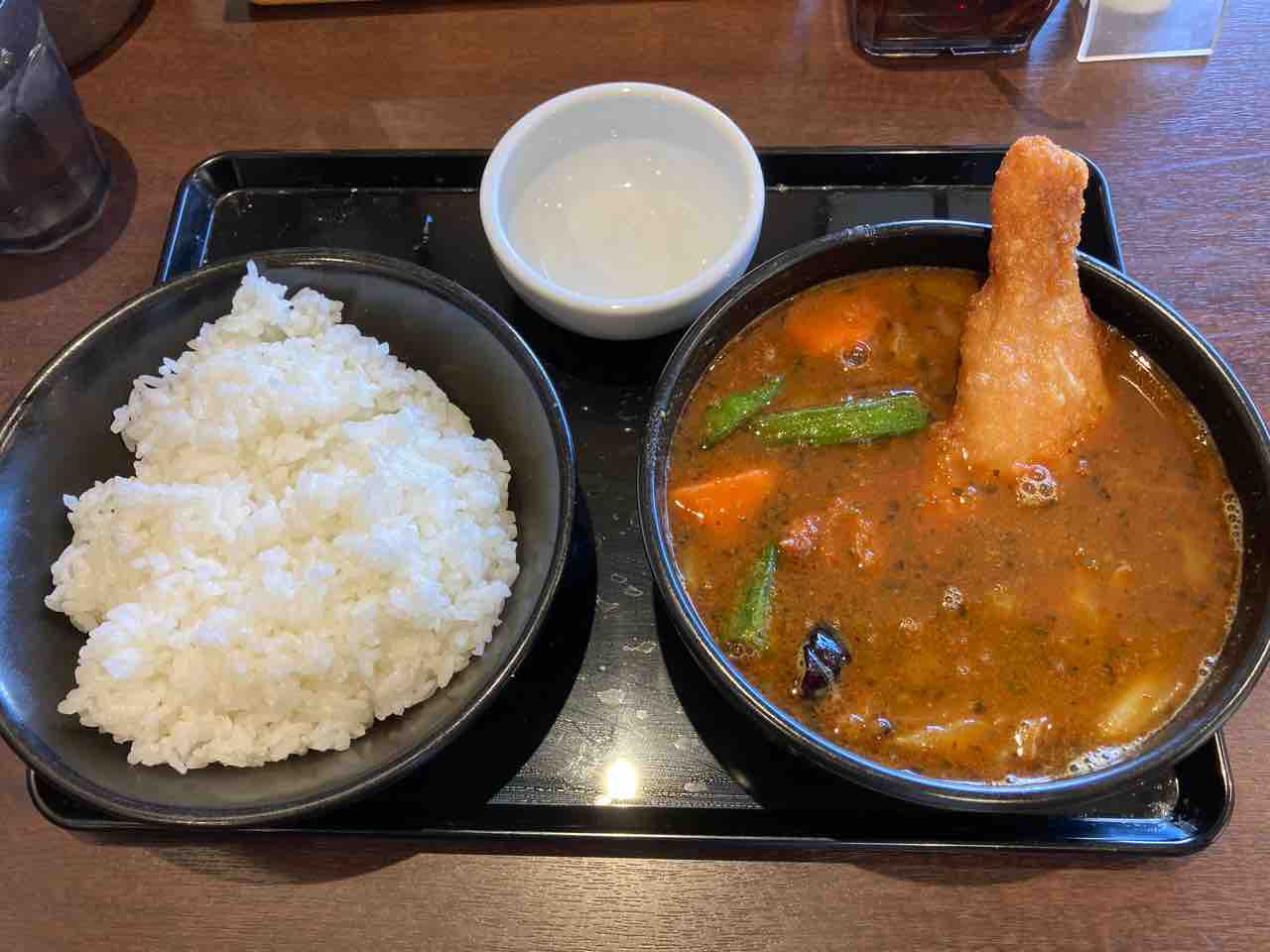 ココイチ】23#471 期間＆数量限定の骨付きチキンのスープカレー