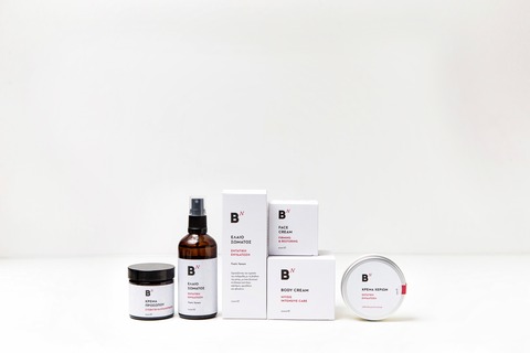 bee-naturalles-deuGLZjp28M-unsplash
