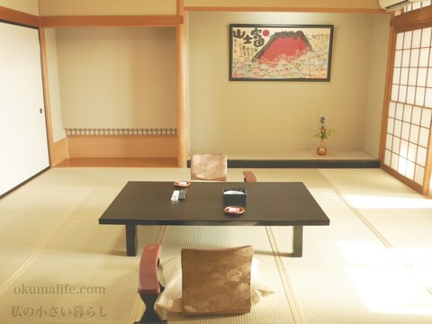 ミニマリストブログ ミニマリスト女性ブログ ミニマリスト主婦ブログ 持たない暮らしブログ シンプルライフブログ 少ないもので暮らすブログ 身の丈の暮らしブログ 身の丈の生活ブログ 断捨離ブログ ミニマリスト持ち物 ミニマリスト部屋 二人暮らしブログ ミニマリスト二人暮らし 夫婦二人暮らしブログ シンプルな暮らしブログ 丁寧な暮らしブログ シンプルな暮らし シンプルライフ ミニマムライフ ミニマムな生活 ミニマリスト シンプルライフ ノマドライフ ノマド生活 何にもない部屋 すっきりした部屋 モノがない部屋 ミニマリスト持ち物 ミニマリスト収納 収納 ミニマルライフ ミニマルな暮らし ミニマルな生活 収納方法 収納100均