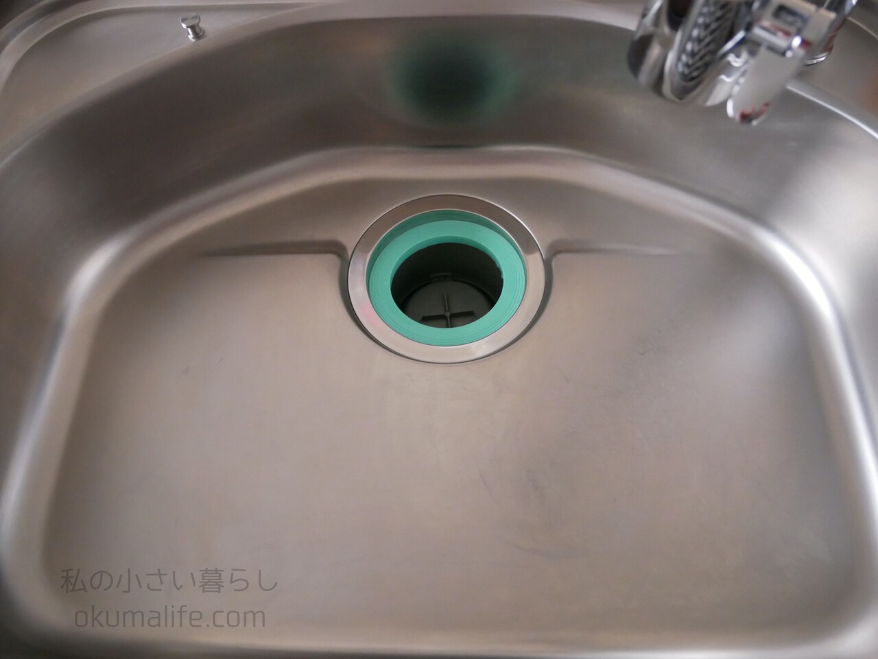 クエン酸パックでは落ちなかったシンクの水垢を茂木和哉で落としてみた 私の小さい暮らし Powered By ライブドアブログ