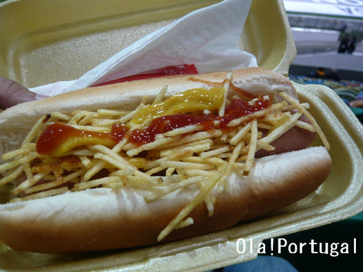 Cachorro Quente カショーホ・ケンチ(ホットドック)
