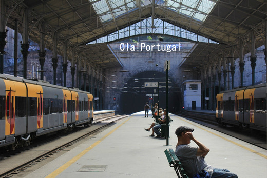 ポルトガル列車の旅:ポルト(サン・ベント駅)