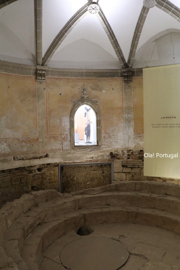 ポルトガル旅行記:Termas Romanas de Evora