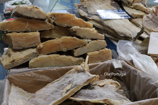 ポルトガルの魚市場:Bacalhau (干しダラ)