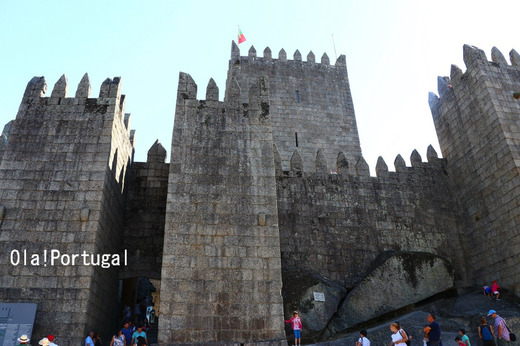 ポルトガル古城巡りの旅:ギマランイス城