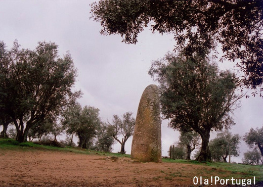 Menhir of Almendres アルメンドレスのメンヒル(エヴォラ)