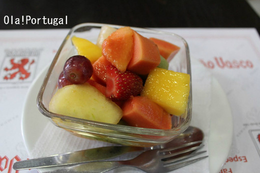ポルトガルの朝食:Salada de Frutas サラダ・デ・フルータシュ
