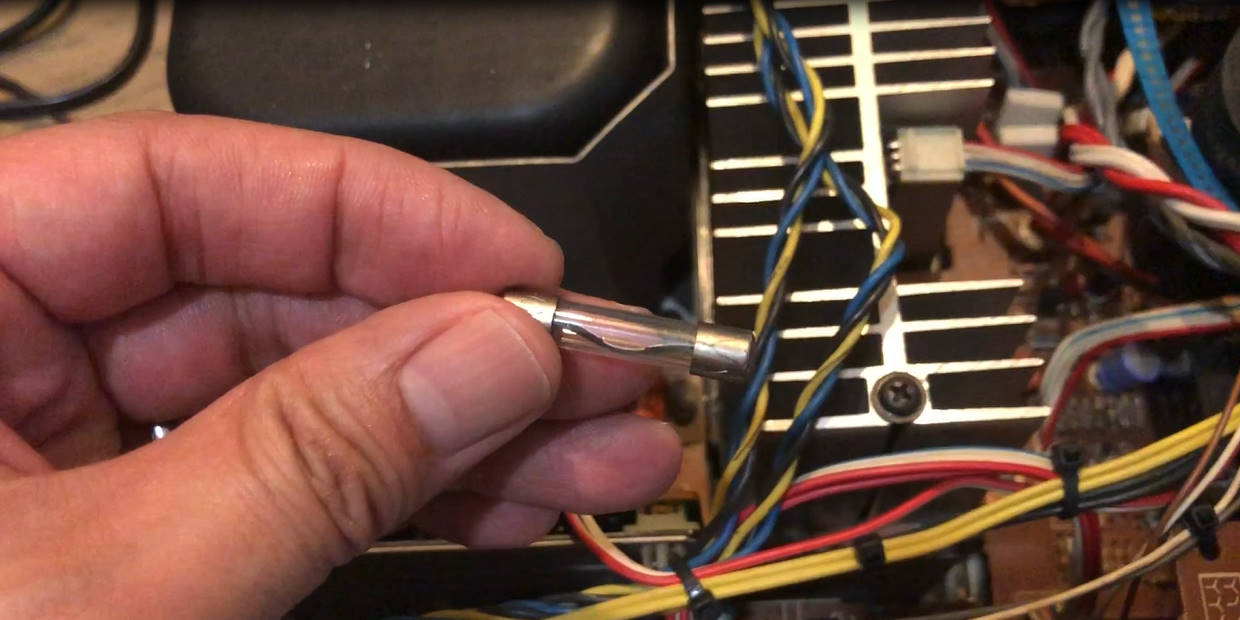 YAMAHA A-7a プリメインアンプJUNK品修理 1回目 : 古い YAMAHA A-7a プリメインアンプJUNK品修理 1回目 : 古い