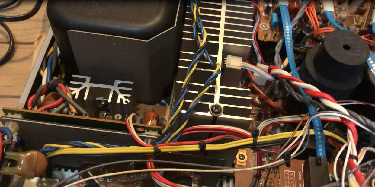 YAMAHA A-7a プリメインアンプJUNK品修理 1回目 : 古い YAMAHA A-7a プリメインアンプJUNK品修理 1回目 : 古い