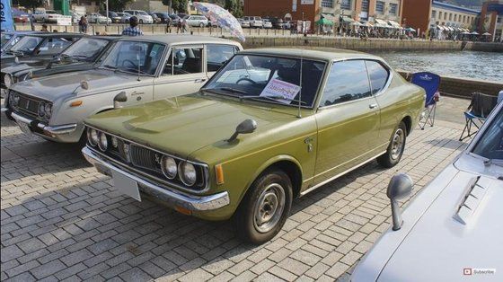 ブラボーコロナ ハードトップ 1700sl 旧車ある風景