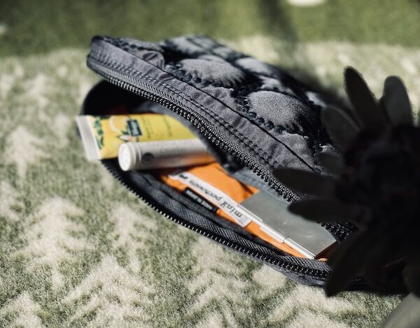 minä perhonen × PORTER 〉細部まで素敵すぎるコラボポーチ : 古く