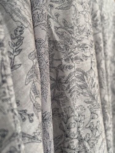 大人が楽しめるリバティプリント シーズンレス エイジレスなワンピース 古く小さく愛しいわが家 北欧家具とのくらし Powered By ライブドアブログ