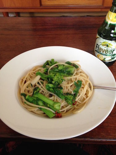 30代後半 働くお母さん オンもオフもときめく 春のワードローブと断捨離と 古く小さく愛しいわが家 北欧家具とのくらし Powered By ライブドアブログ