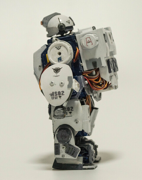 二足歩行ロボット キット 二足歩行ロボットを作っています その OLDMAKERS