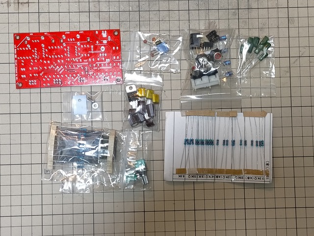 80ccプリアンプ　自作 世界初？3系統対応！アコギ用プリアンプを自作してみた【構想と回路編