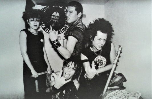 番外編『佐藤ジン写真集 GIG』のGISM : ダンボールの中の80年代