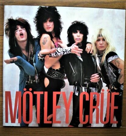 モトリー・クルー（1985年）ツアータイトルなし : ダンボールの中の80年代