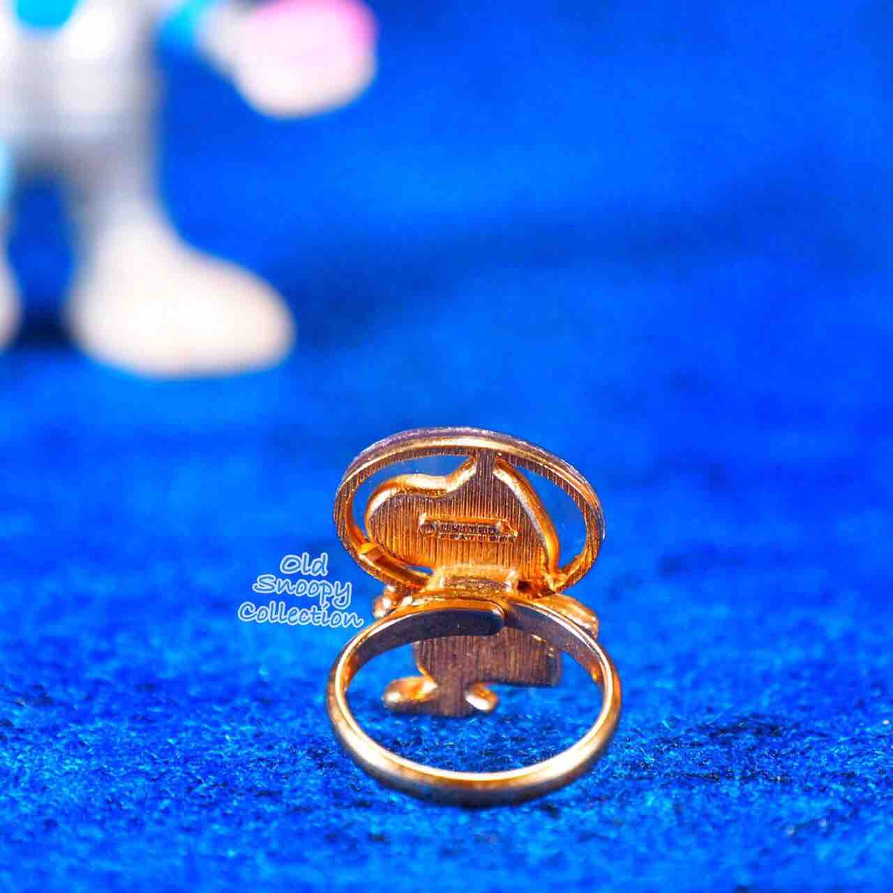 Aviva Astronauts Snoopy Ring 1969 : The Old Snoopy Collection Aviva Astronauts Snoopy Ring 1969 : The Old Snoopy Collection