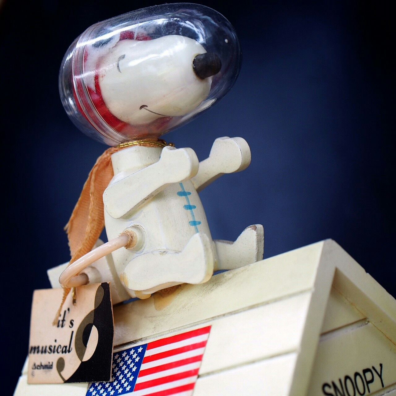 Schmid Wooden Music Box Astronaut Snoopy 1969 The Old Snoopy Collection Schmid Wooden Music Box Astronaut Snoopy 1969 The Old Snoopy Collection